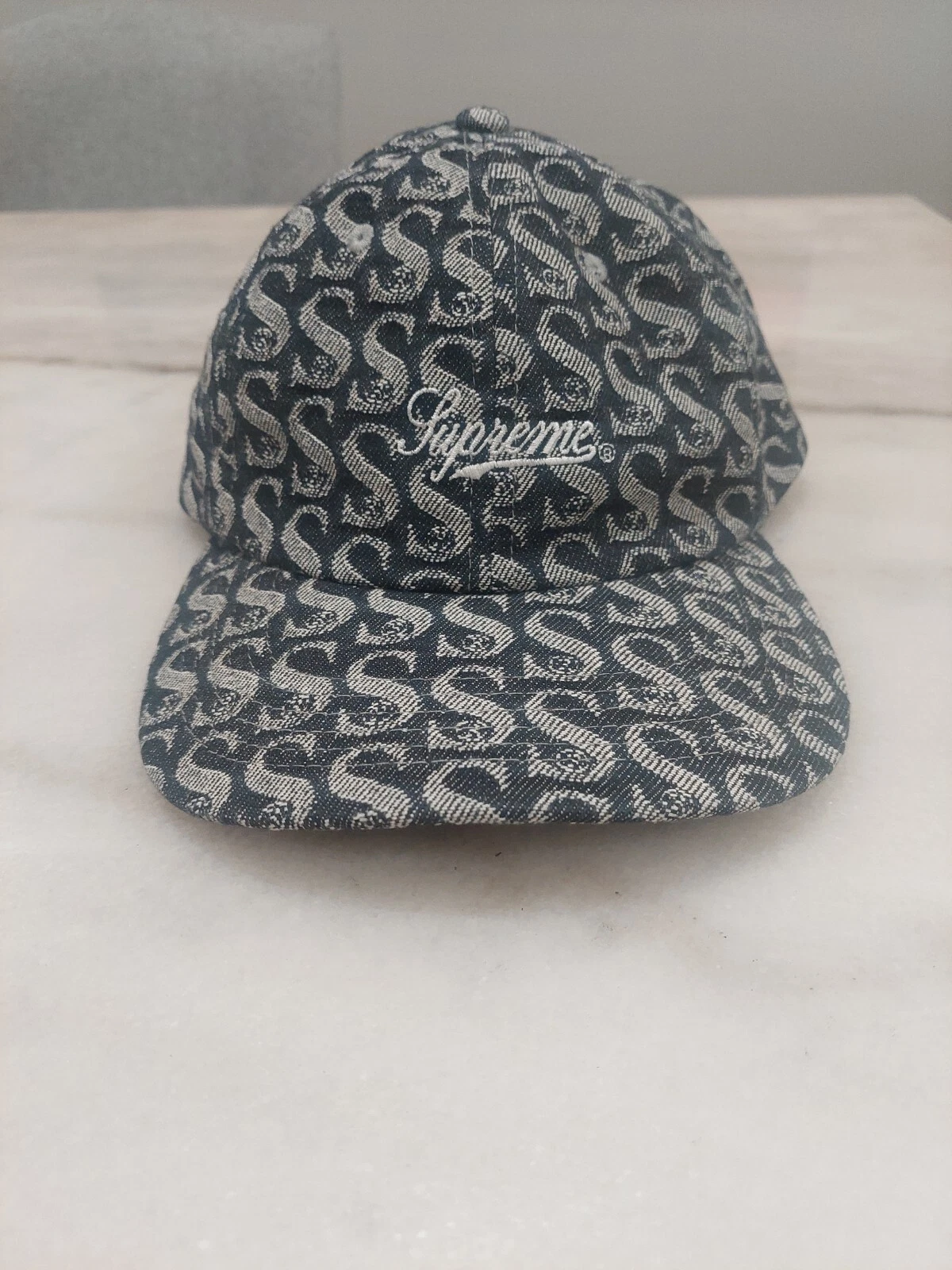 Chapeau suprême