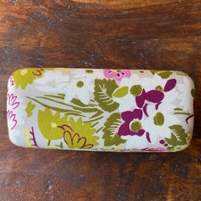 Vera Bradley Floral Hardcase Sunglasses/Glasses Holder. Excellent Condition