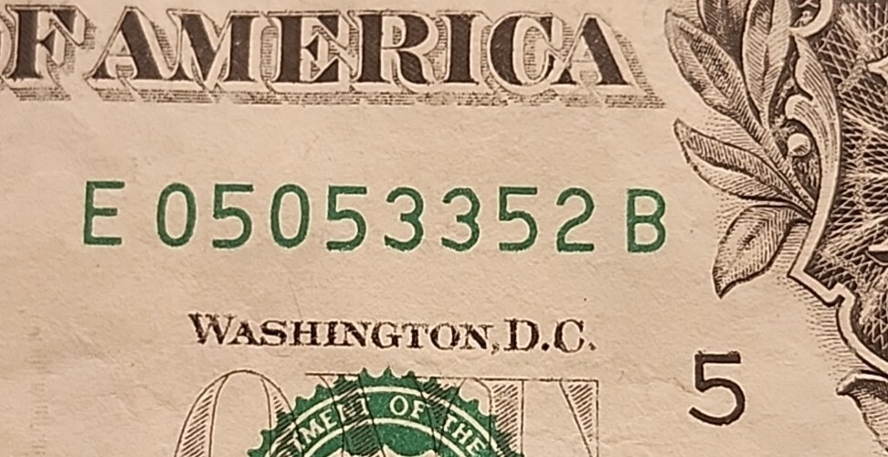 Unique $1 05053352 Serial Number Fancy Note One Dollar Bill FREE ...