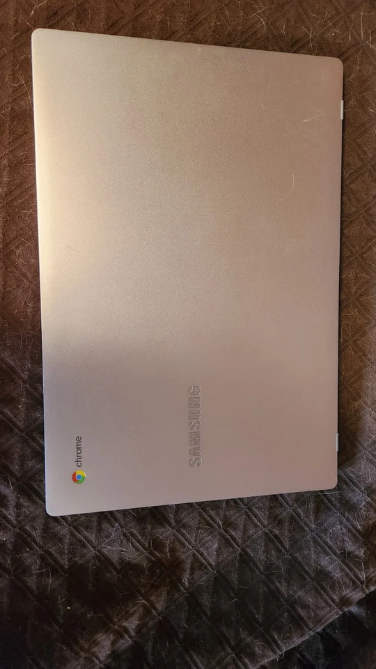 2021 Samsung Cromebook 15.6 - Image 2 of 3