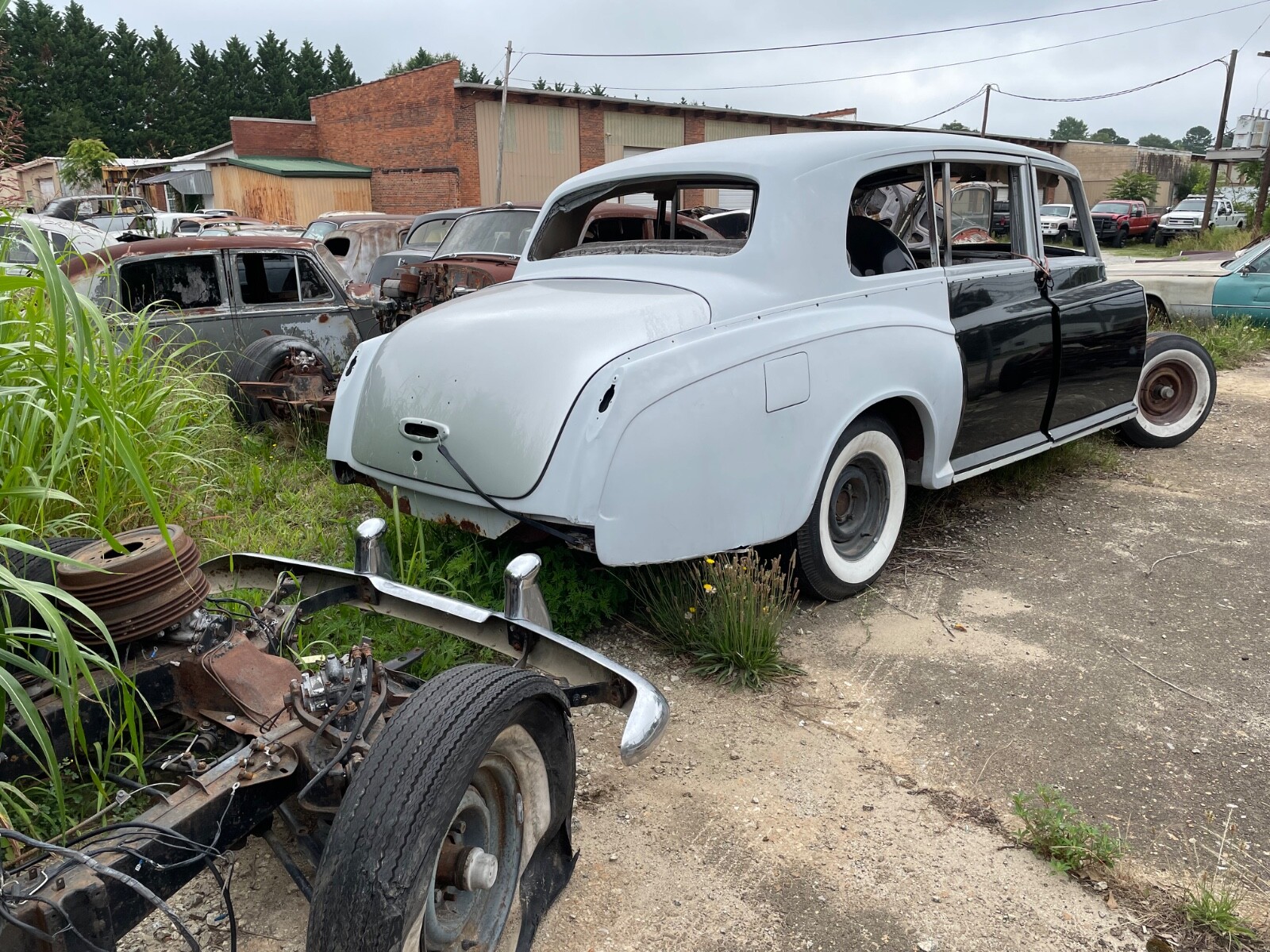 ROLLS ROYCE CLOUD BENTLEY REGULATOR. THE WORLDS LARGEST 1946-1965 USED INVENTORY