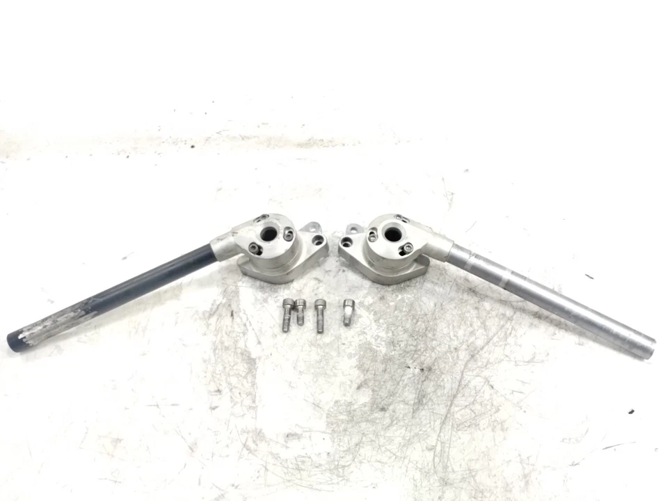 06 Ducati Monster S2R 800 RIZOMA Clipe Esquerdo e Direito no Guidão com Top Triplo - Imagem 2 de 4