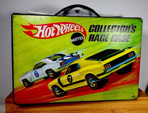 Hotwheels Redline 24 Car Case