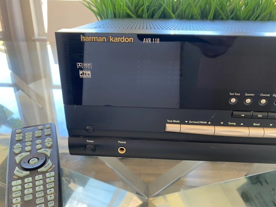 Harman Kardon Audio/Video Receiver AVR 110 Tested Remote & Manual BUNDLE - Image 3 of 4