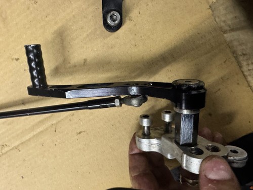 GILLES TOOLING GT LEFT FOOTREST GEAR LEVER GSXR 600 750 2006-2010 - Picture 6 of 20