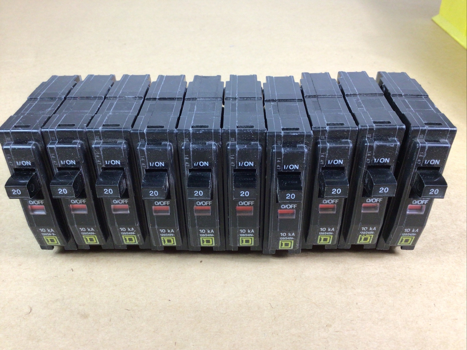 Siemens Q120 Plug-In Circuit Breaker | Breaker Outlet - Foto 5