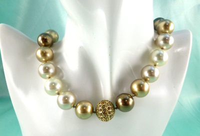 CAROLEE Vintage Large Faux Pearl Golden Glass Bead Collar  display picture 1