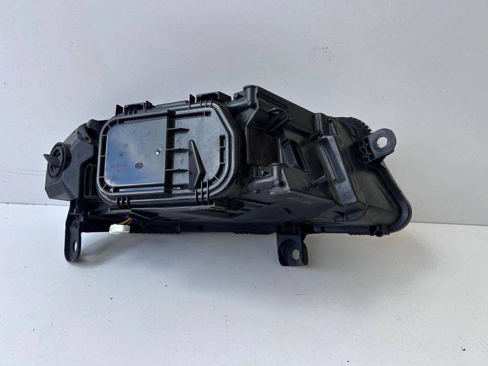 Audi A6 S6 C6 4F 2010 Front Left Headlight 4F0941003CP MCJ21950 - Image 3 of 4