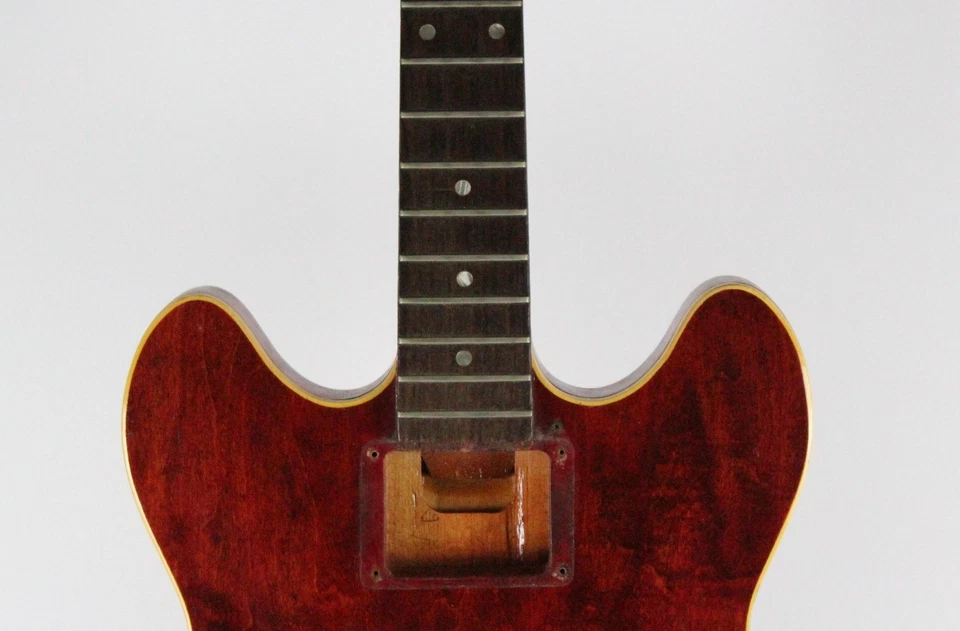 Gibson EB-2 1966 vintage rojo cereza cuerpo desnudo y cuello proyecto EE. UU. 1960 Foto 2 de 4