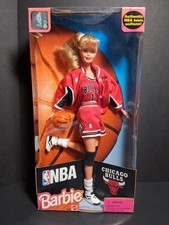 Vintage Barbie Official NBA Chicago Bulls 1998 Mattel 20692 NIB