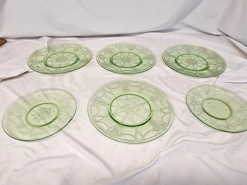 6 Hocking CAMEO Ballerina BREAD PLATE Saucer 6" 8" GREEN Depression Uranium