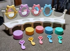 Vintage 1990 Tyco Quints Dolls Vanity For 5 Play Set Brushes Stools