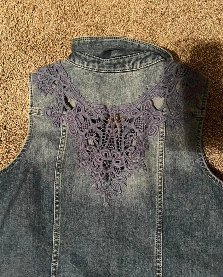 Size 6 INC Denim Dress International Concepts Sleeveless Lace Snap Buttons - Image 4 of 4