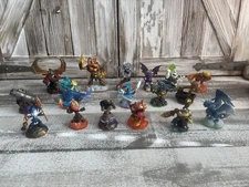 Skylanders Lot Of 17 Activision