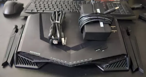NETGEAR Nighthawk Pro Gaming XR500 Wi-Fi Router AC2600 