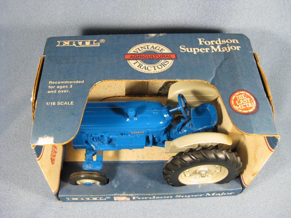 Fordson Super Major tractor ERTL 1/16 nice box diecast farm toy Z - Image 2 of 4