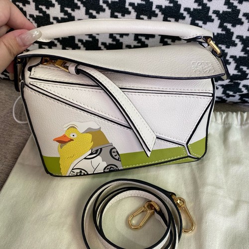 AUTH Loewe Puzzle Mini White Calfskin Duck Print Gold Hardware Top Handle Bag