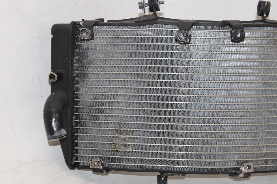 2000 Honda CBR900RR OEM ENGINE RADIATOR MOTOR COOLER COOLING RADIATER - Image 4 of 4