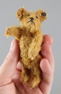 Oso de peluche articulado miniatura antiguo c1910 alemán STEIFF mohair etiqueta de botón sin precio base