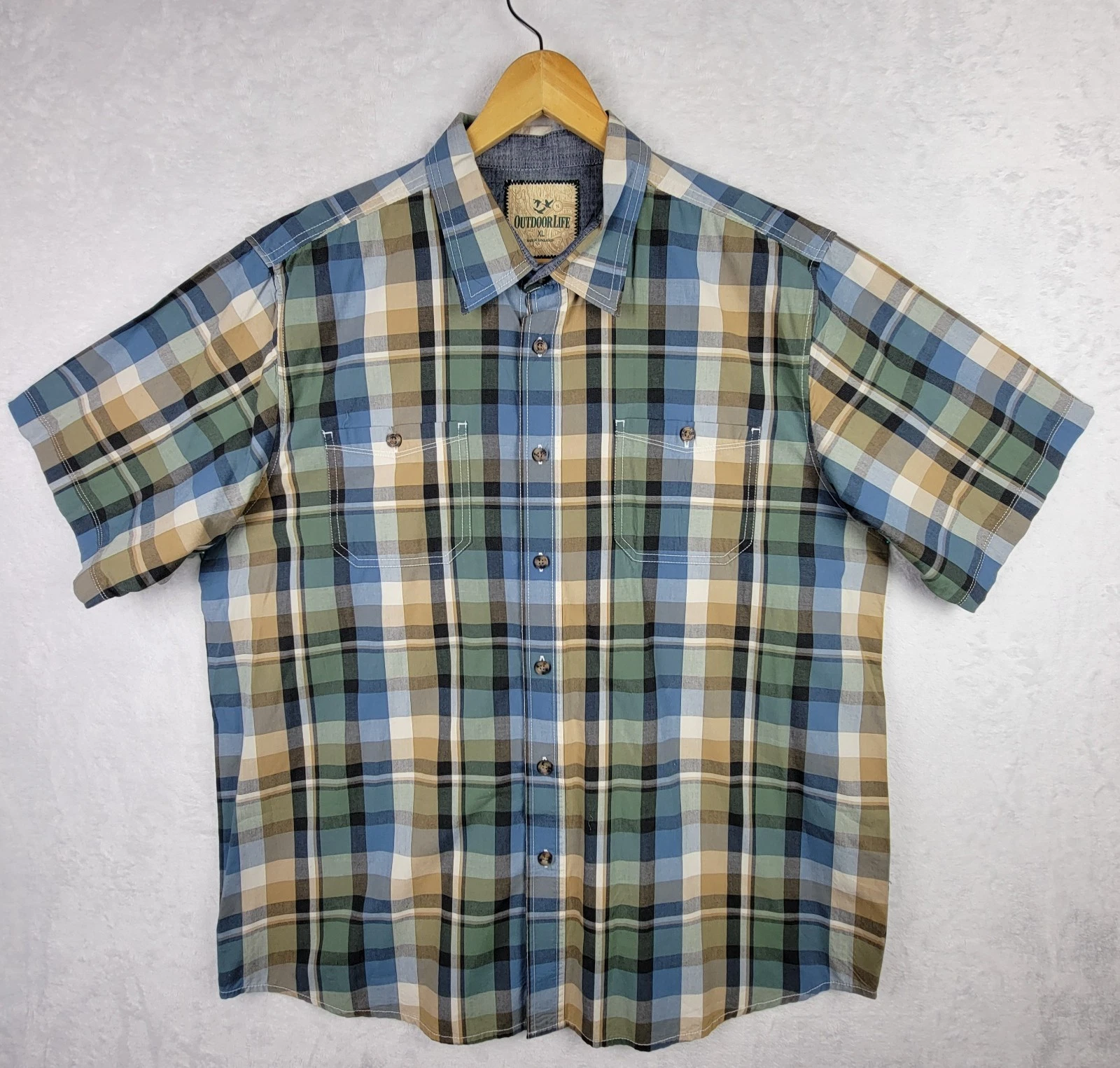 Outdoors Life XL Shirt Short Sleeves Pockets Button Plaid Preppy Office Casual
Opens in a new window