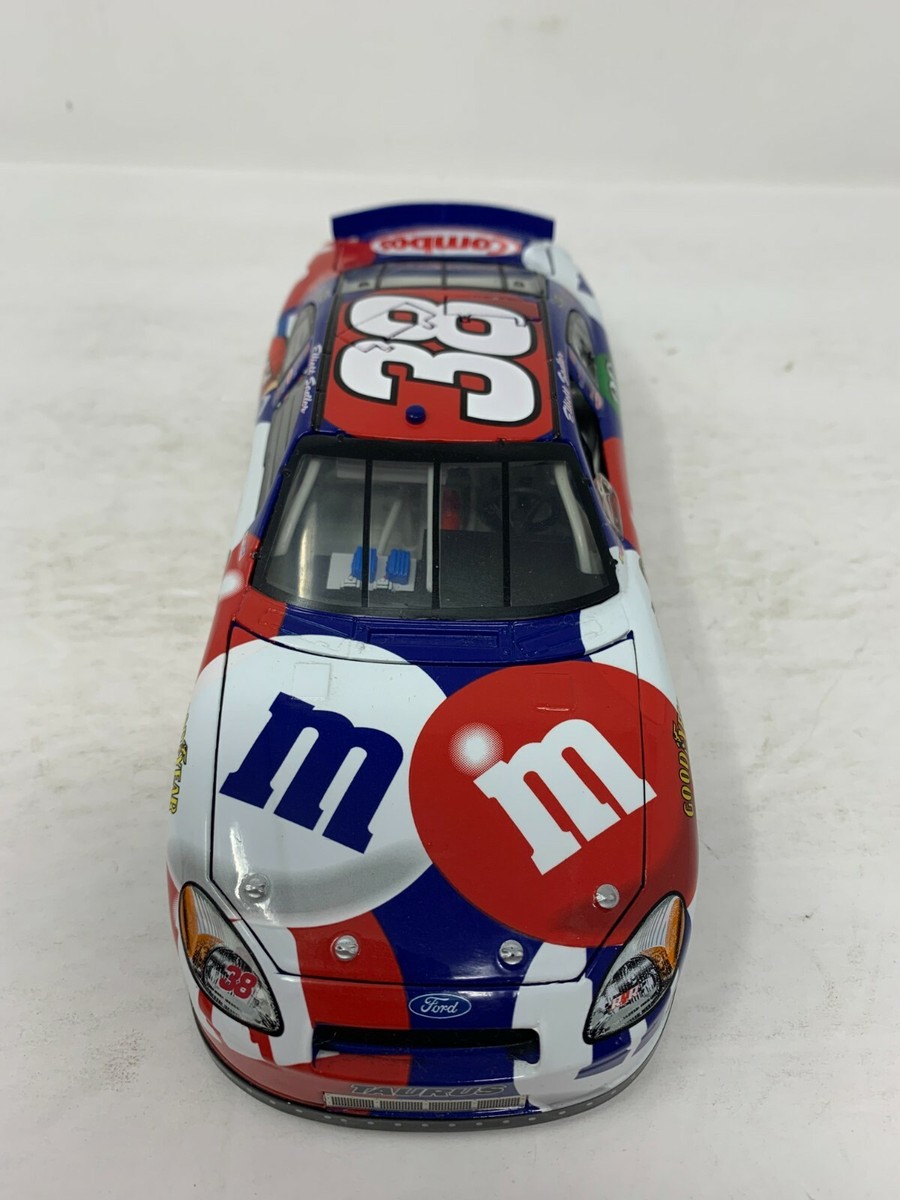 Action Nascar #38 Elliott Sadler M&M's 4th of July 2005 Ford