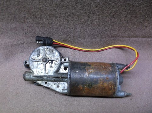 1969 70 1972 1973 MERCURY COUGAR XR-7 FORD MUSTANG LEFT DOOR POWER WINDOW MOTOR - Picture 5 of 12