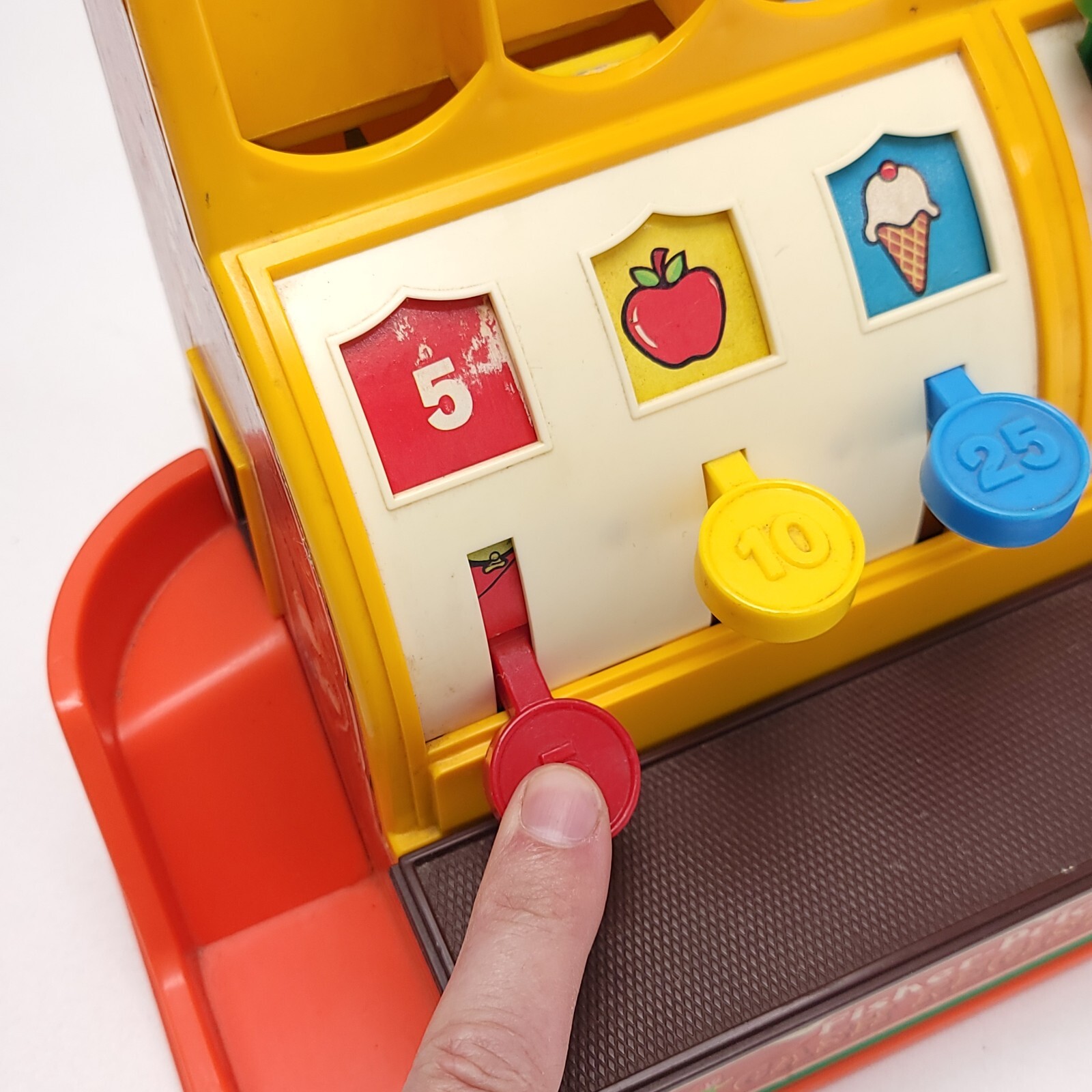 как выглядит Vintage Fisher Price Cash Register Toy 1974 Working фото