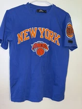 Pro Standard  New York Knicks Men's Taping Crew Neck T-Shirt