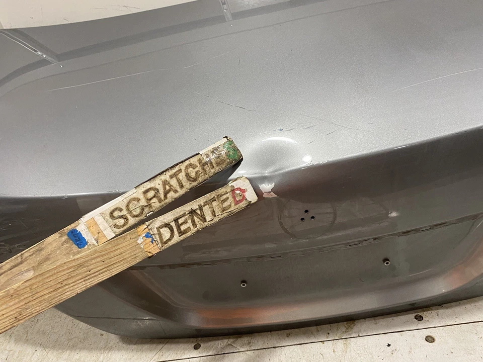 2007 - 2013 MERCEDES-BENZ S550 S350 TRUNK LID OEM - Image 4 of 4