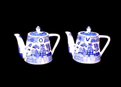 Blue Willow Oil Vinegar Set Teapots Porcelain China Tea Pots Kettle Oriental New