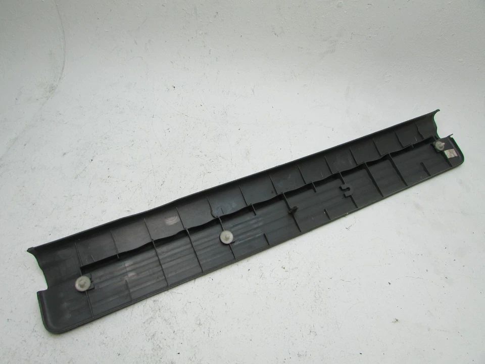 Напольное покрытие отделка левая со стороны водителя для передней двери RODEO 1998 2002 - Изображение 3 из 4