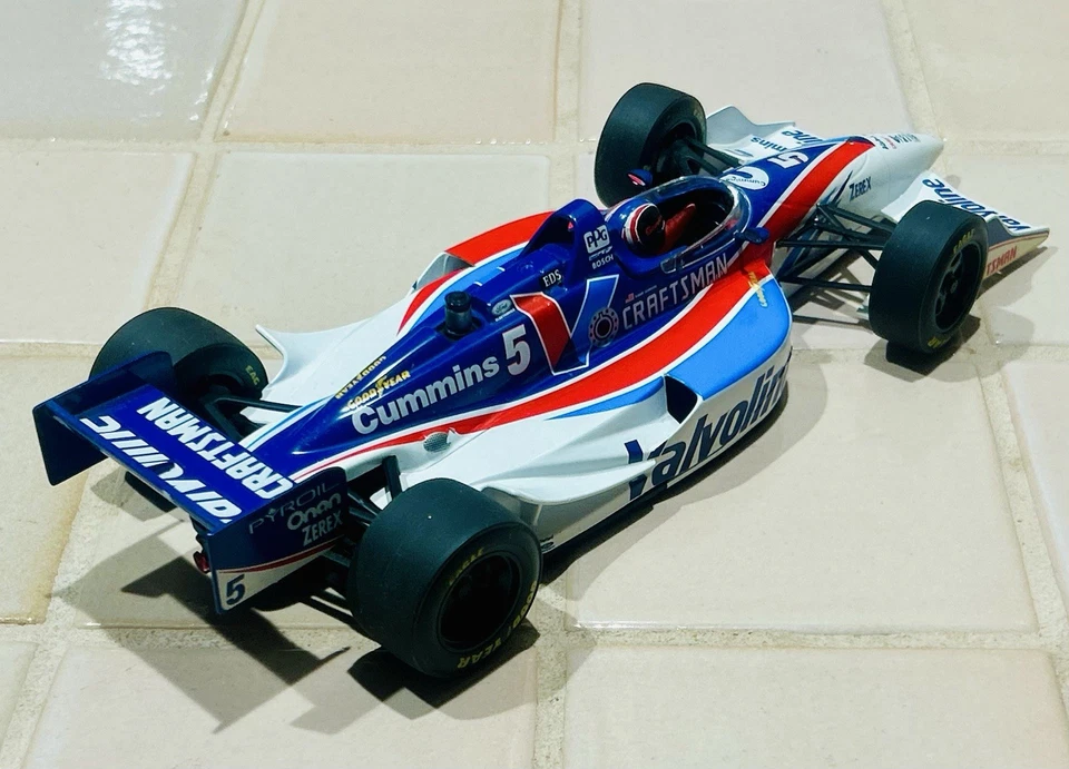 Robby Gordon Minichamps 1:18 Indycar 1995 Valvoline Walker Racing Indy - Image 4 of 4