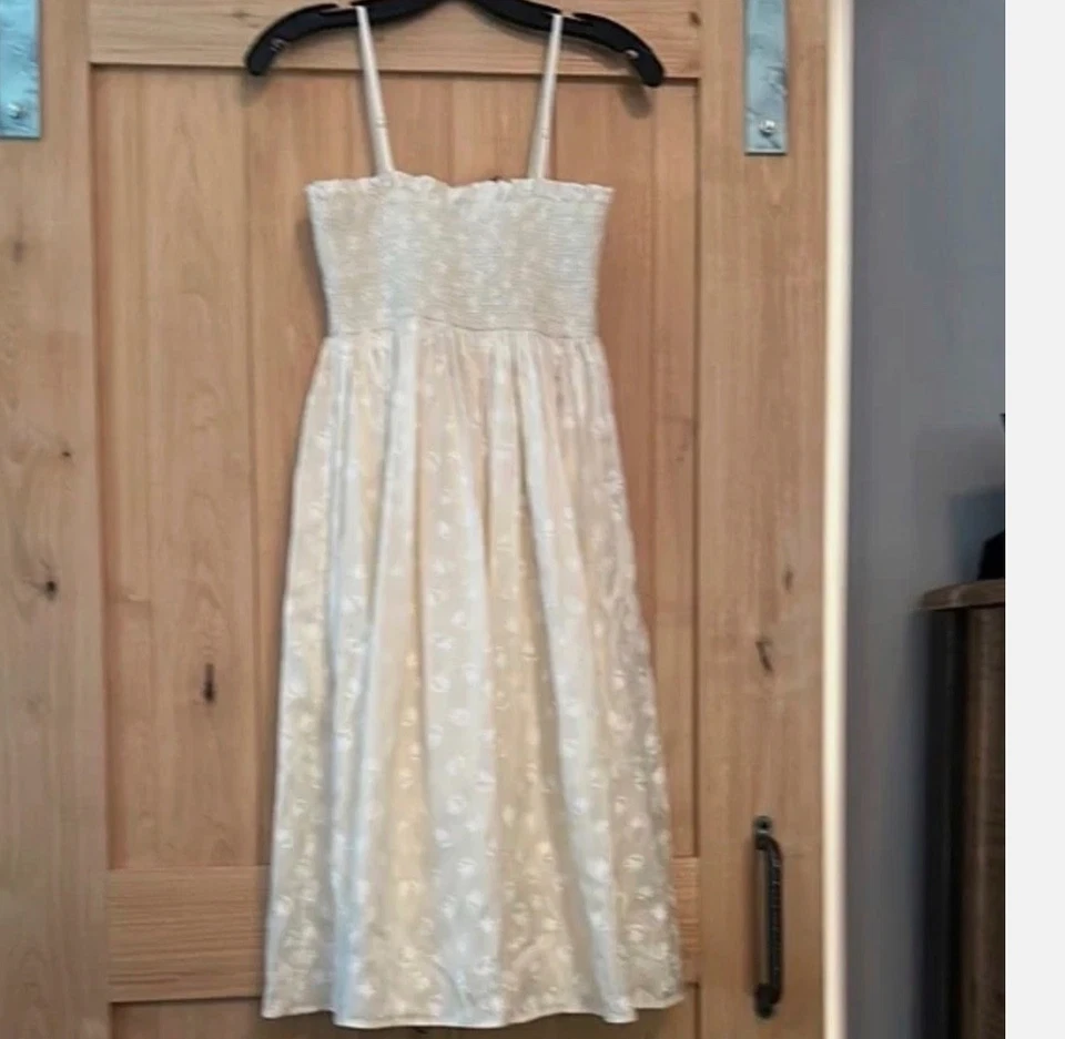 Vestido ajustado de seda Tory Burch - Talla 4 - Beige estampado de margaritas dispersas - $798 nuevo sin etiquetas Foto 4 de 4