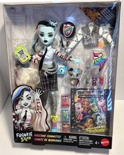 Monster High Frankie Stein Doll Welcome Committee
