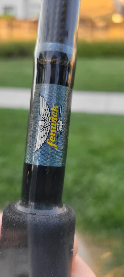 FENWICK PACIFICSTIK SUPREME PS 270S 7'  12 TO 30 POUND RATED LINE FISHING ROD - Image 2 of 4