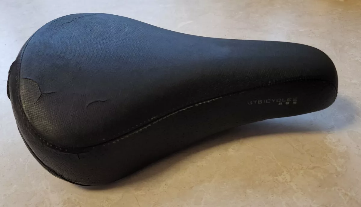 Gt bmx sale saddle