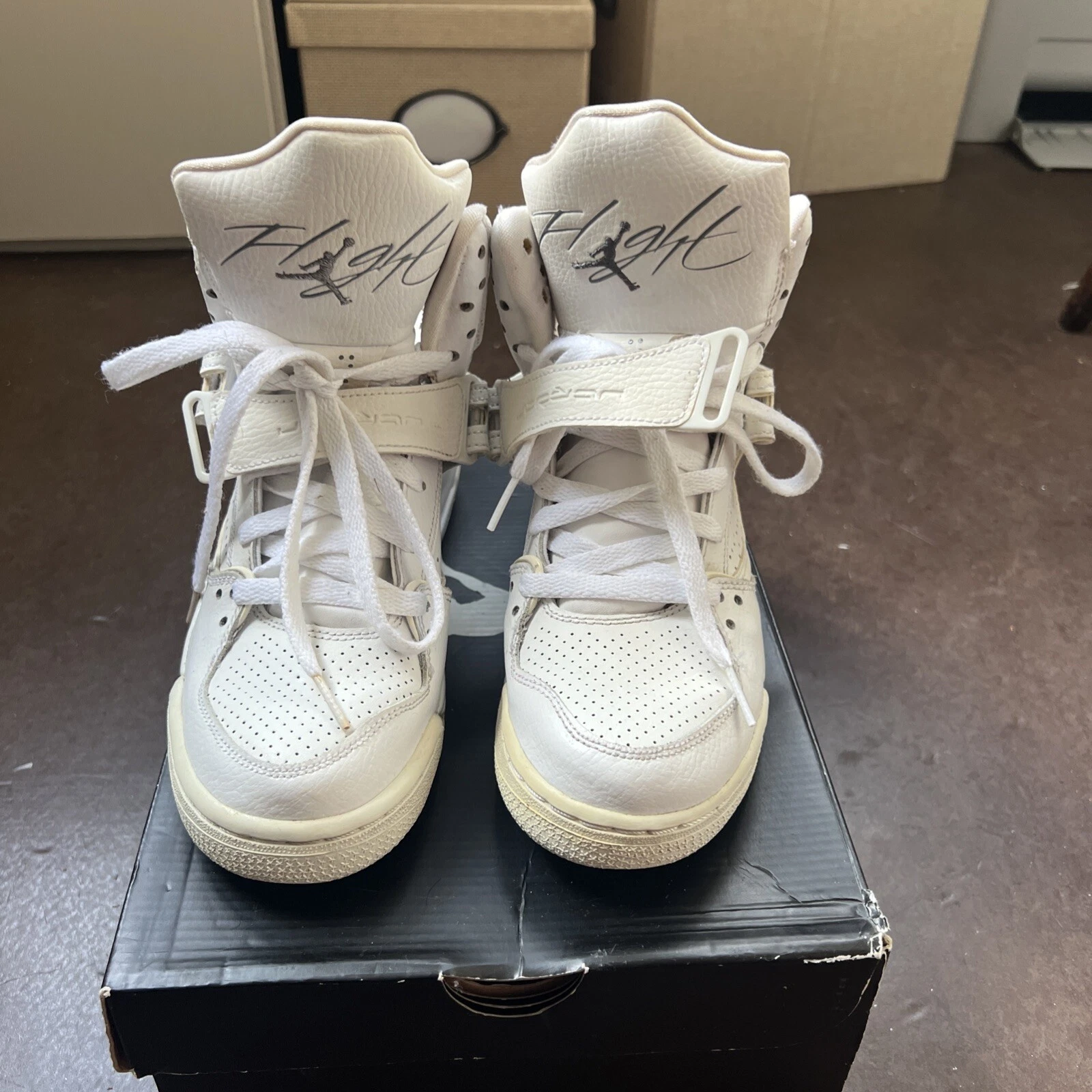 Air Jordan volo bianco