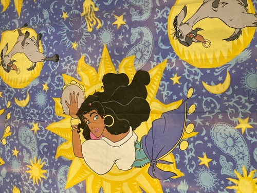 Grand Drap Plat Le Bossu de Notre-Dame Disney Vintage - Picture 3 of 6