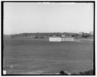 Fort Gorges,Little Diamond Island,harbors,bays,docks,Portland,Maine,ME,c1905