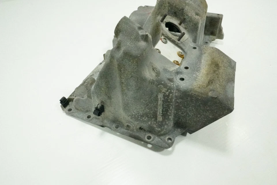 2011 - 2017 BMW X3 F25 2.0 L ENGINE OIL PAN OEM - Image 4 of 4