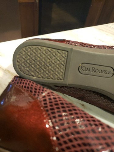 KIM ROGERS Maila Wine Ultra Comfort Wedge Buckle Accent Slip On Women’s Sz 8.5M - Picture 14 of 16
