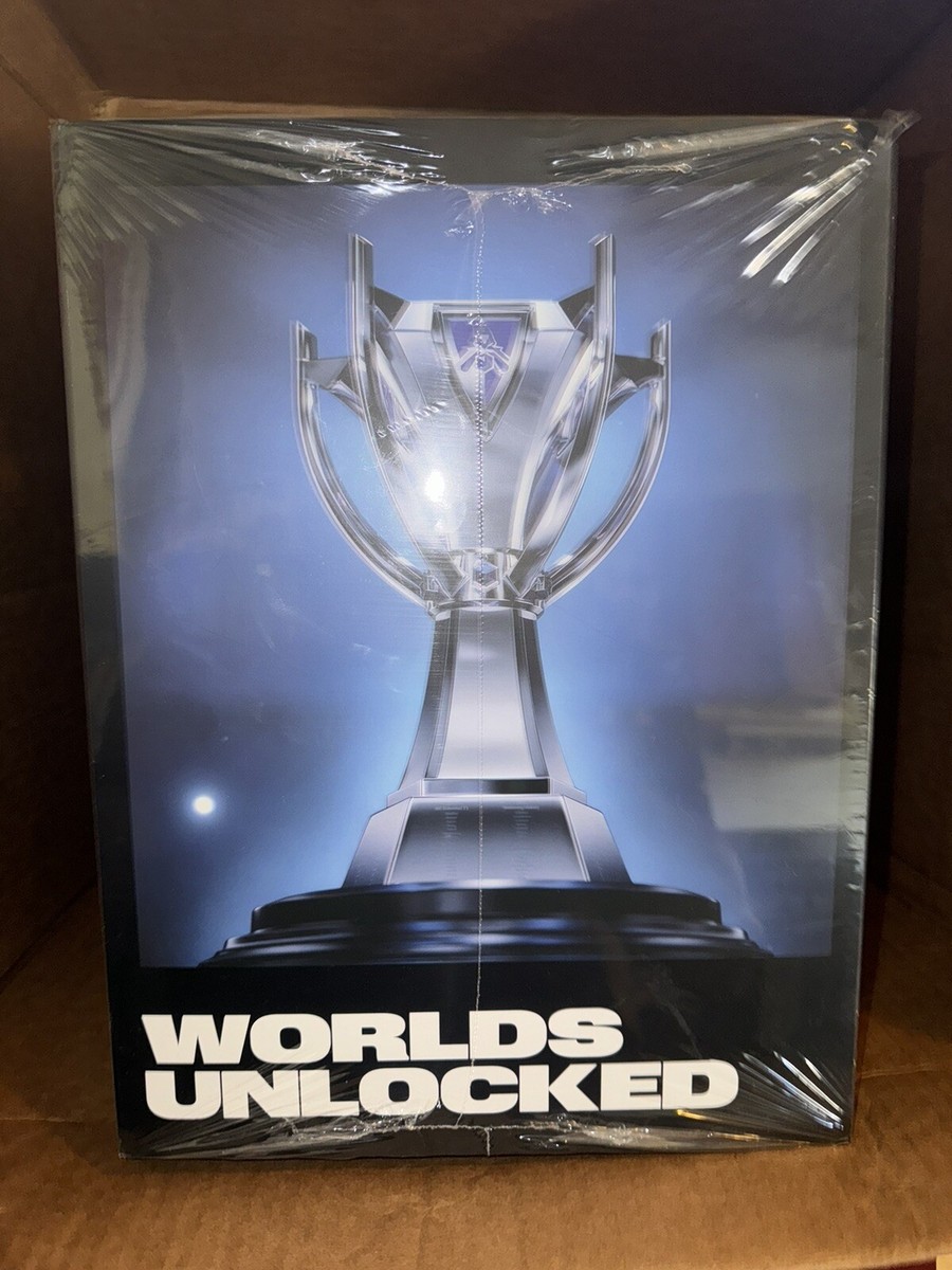 2023 WORLDS UNLOCKED:COLLECTOR'S EDITION