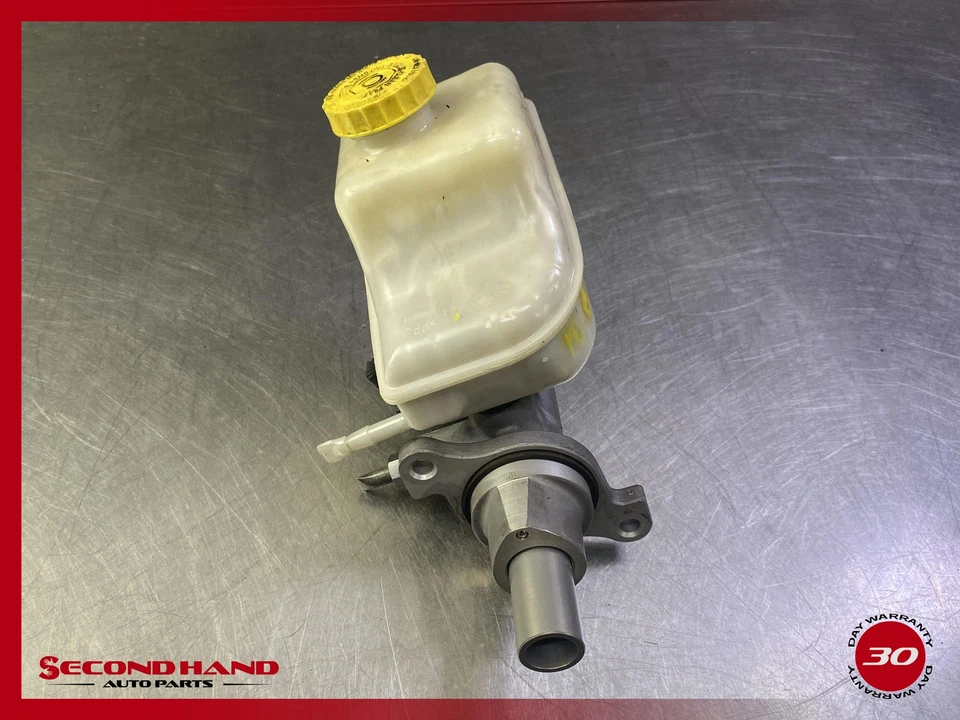 Cargador Dodge 2009-2010 freno cilindro maestro 68048548aa OEM Foto 2 de 4