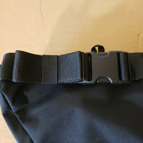 Carharrt Black Hip Sack Bag Waist Fanny Pack Adjustable Strap Nylon NEAR MINT - Picture 5 of 8