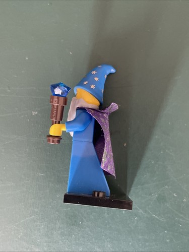LEGO Wizard CMF 71007 Serie 12 Minifigura Completa Con Base Minifigura Fuera de Stock - Imagen 2 de 8