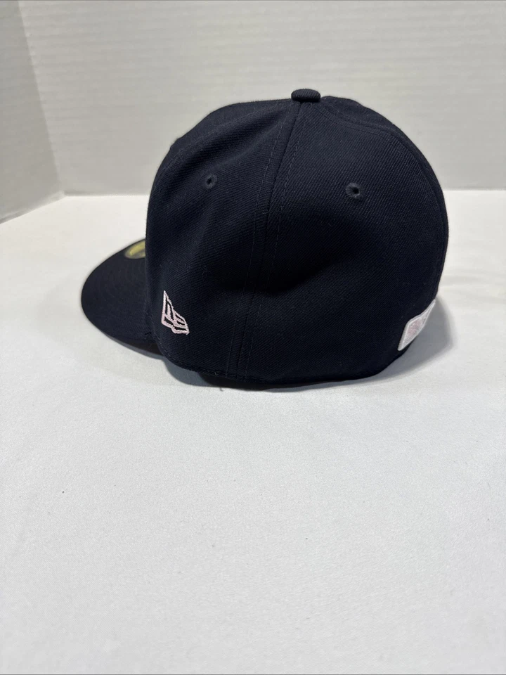 New Era Rosa Azul Louisville Bats Auténtica Colección Madre 59FIFTY Sombrero Ajustado Foto 2 de 4