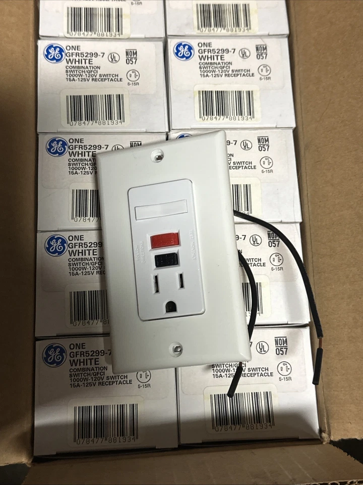 🔴Interruptor Combinado GE GFR5299-7 GFCI 1000W-120V 15A-125V Receptáculo!!️ - Imagem 2 de 4