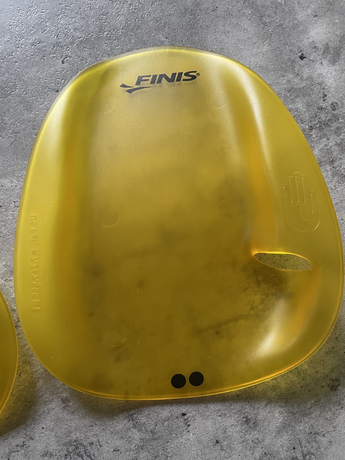 FINIS Agility Strapless Hand Paddles for Swimming Training Size Medium