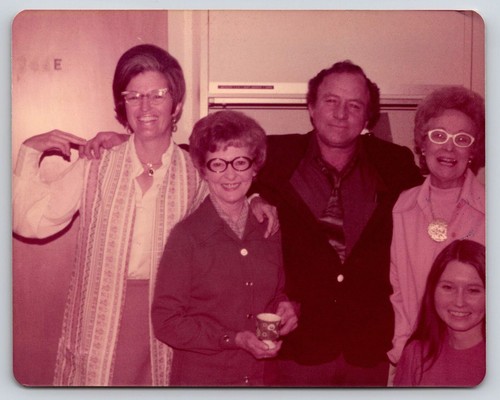 Familienbrille süßes Vintage Foto Schnappschuss Foto 70er Jahre Vintage Familie