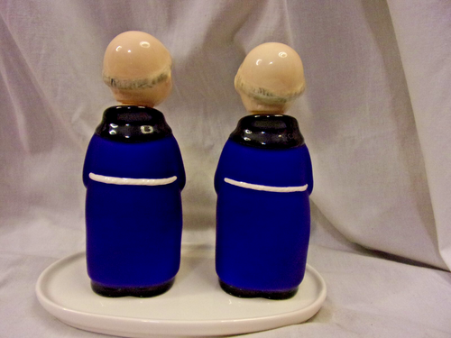 BLUE GOEBEL CARDINAL TUCK MONK OIL AND VINEGAR CRUET SET C1960 HUMMEL VERY RARE - Picture 4 of 8
